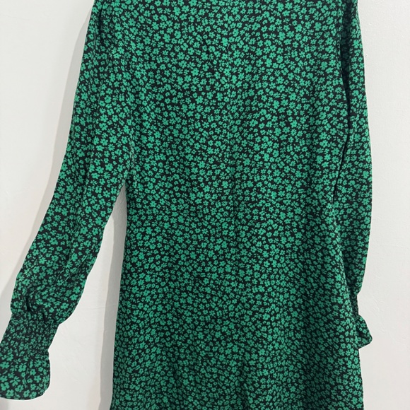 Mango Festive Floral Dress in Black & Green Size 6 Medium - Picture 3 of 6